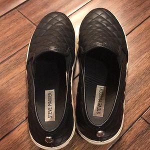 Steve Madden black shoes